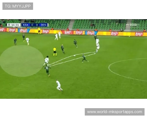 卡马文加独自加练截球,教练将其列为防守“秘密武器” 卡马文加独自加练截球,教练将其列为防守“秘密武器”